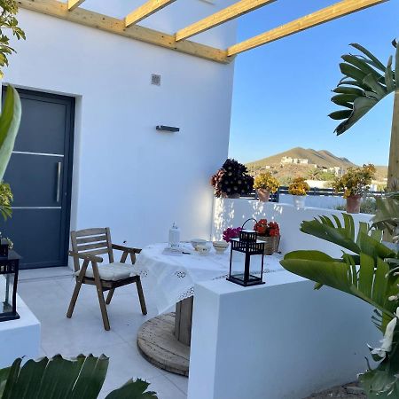 Apartamentos Madreselva Fernan Perez Bagian luar foto