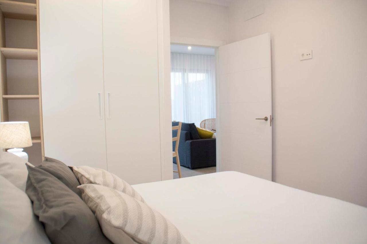 Apartamentos Madreselva Fernan Perez Bagian luar foto
