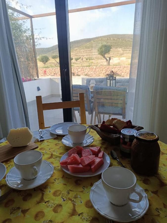 Apartamentos Madreselva Fernan Perez Bagian luar foto