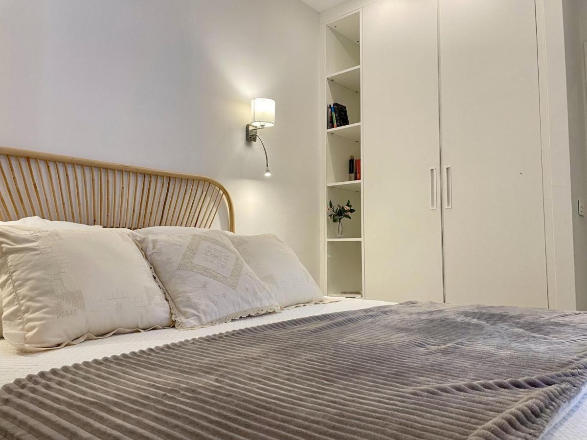 Apartamentos Madreselva Fernan Perez Bagian luar foto