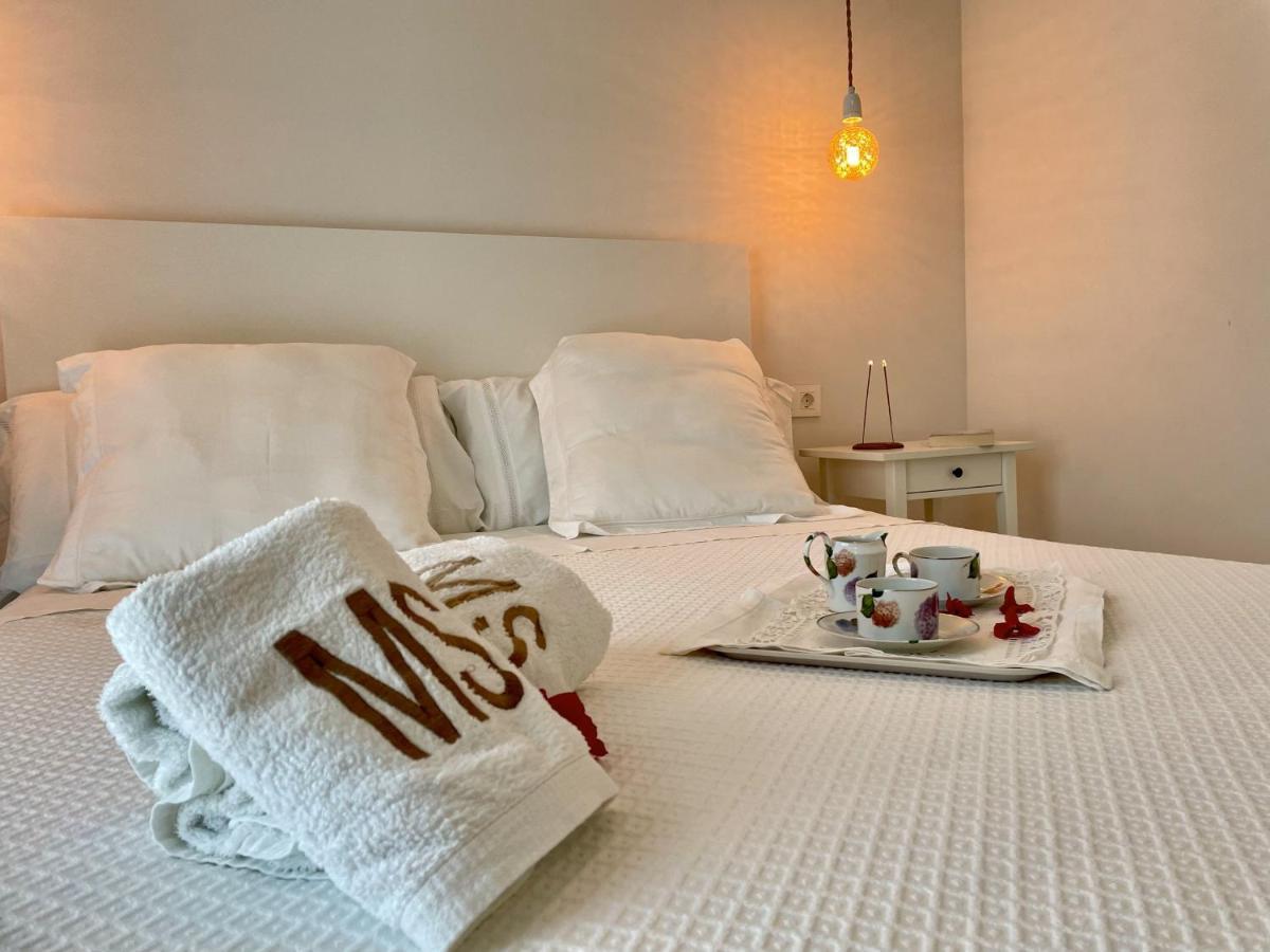 Apartamentos Madreselva Fernan Perez Bagian luar foto